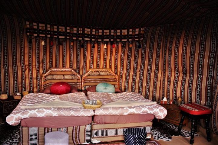 Fulayj al Masha'ikh Legend Desert Camp מראה חיצוני תמונה