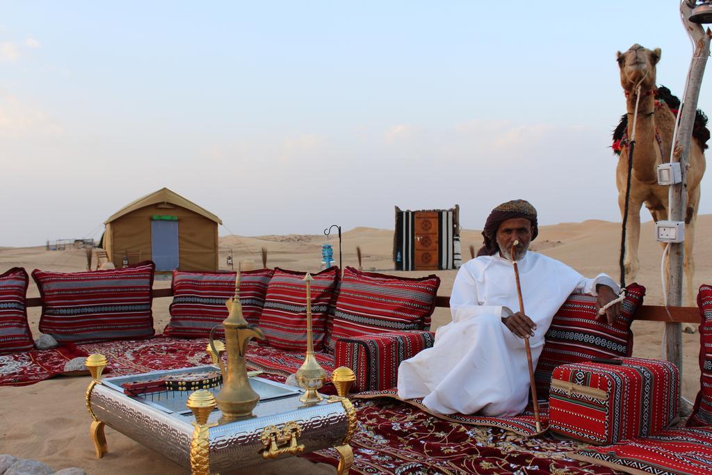 Fulayj al Masha'ikh Legend Desert Camp מראה חיצוני תמונה