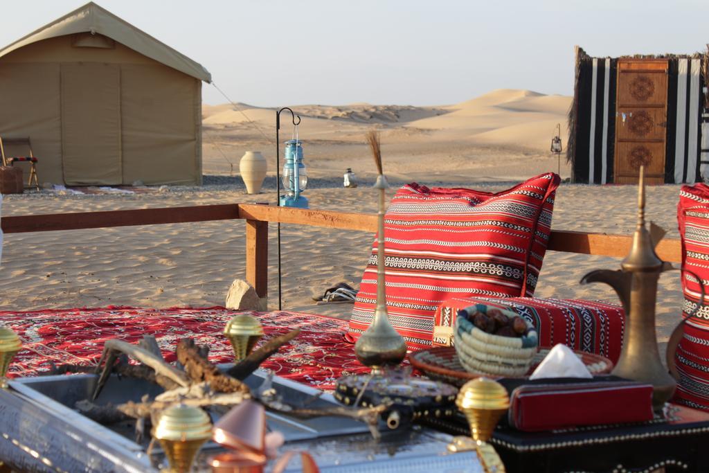 Fulayj al Masha'ikh Legend Desert Camp מראה חיצוני תמונה