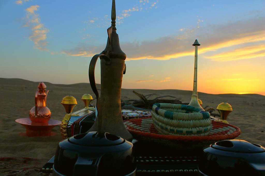 Fulayj al Masha'ikh Legend Desert Camp מראה חיצוני תמונה