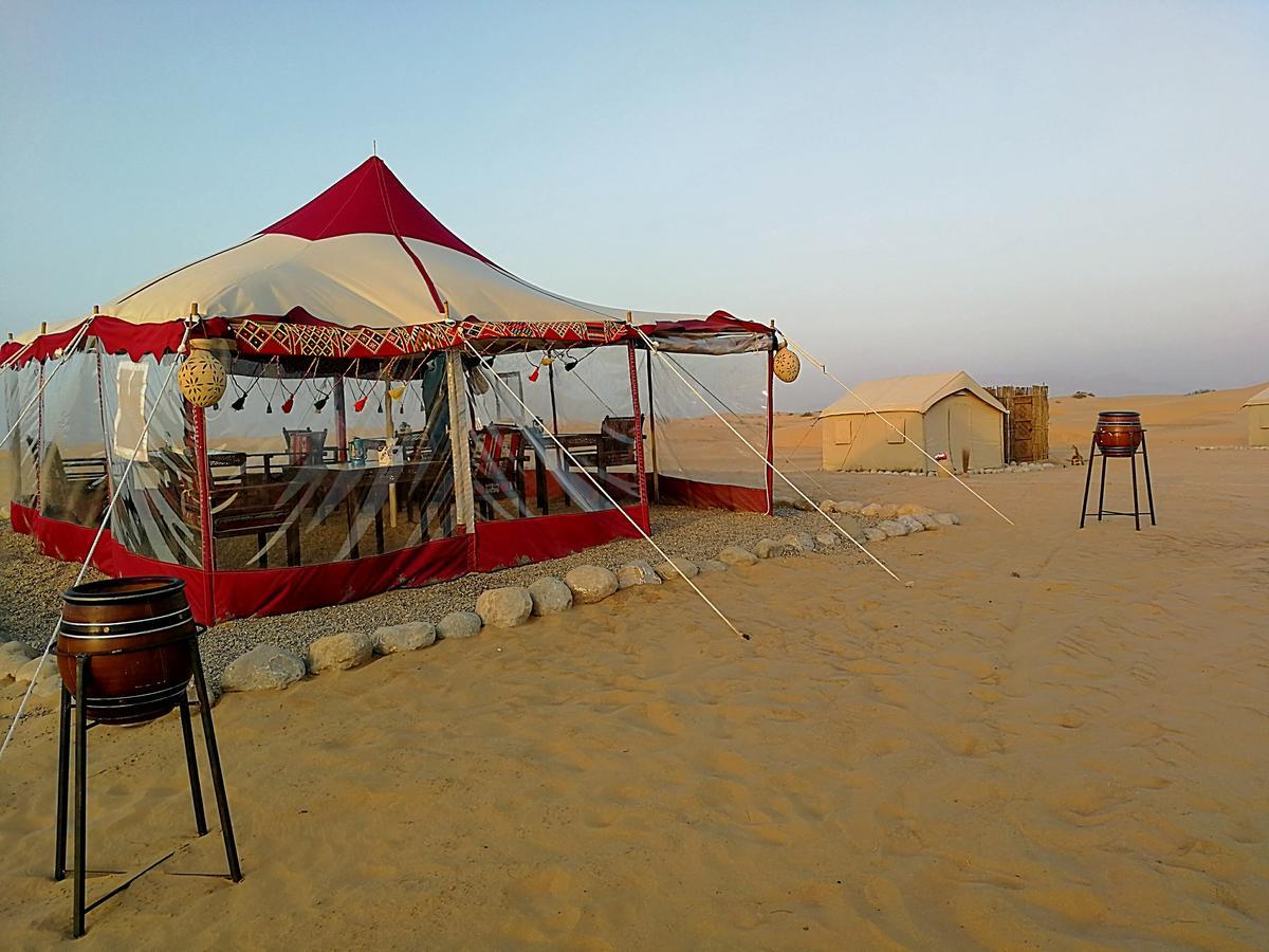 Fulayj al Masha'ikh Legend Desert Camp מראה חיצוני תמונה