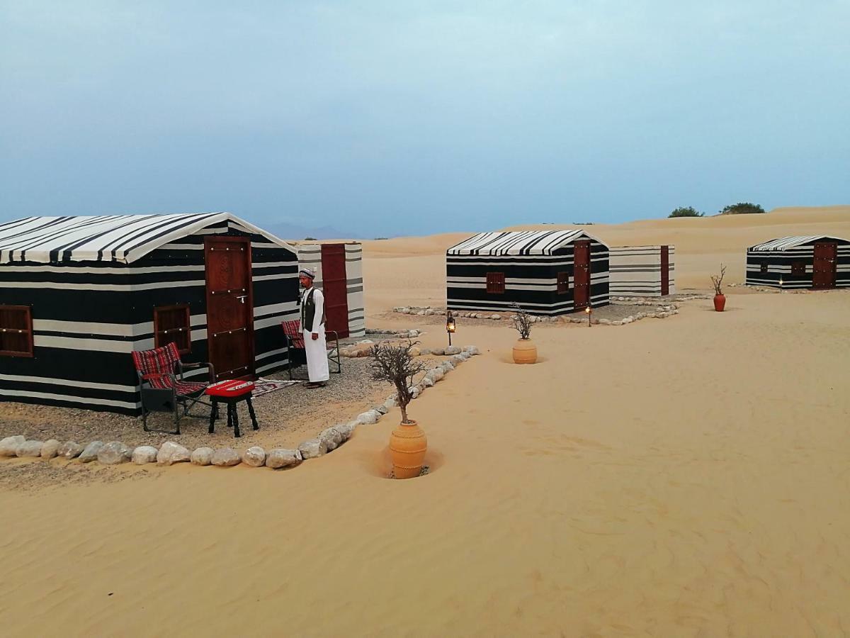 Fulayj al Masha'ikh Legend Desert Camp מראה חיצוני תמונה